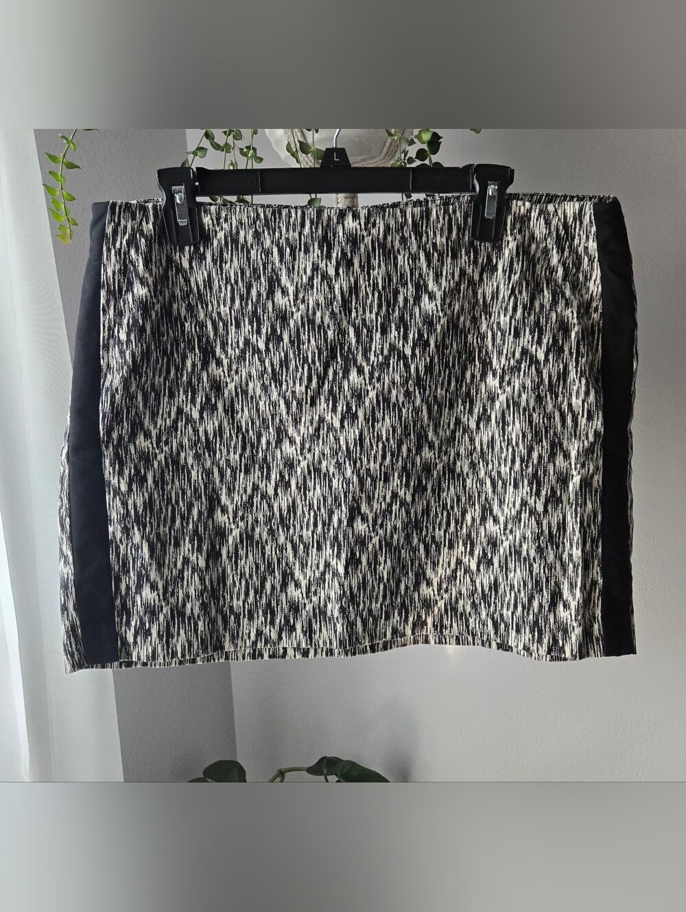 Vintage Willi Smith Black and White Mini Skirt with Side Panels- Sz 12